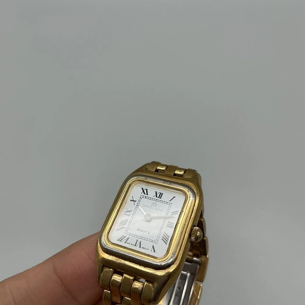 Daniel Mink Womens Watch 20mm White Dial Gold Tone Bracelet New Battery 5.75